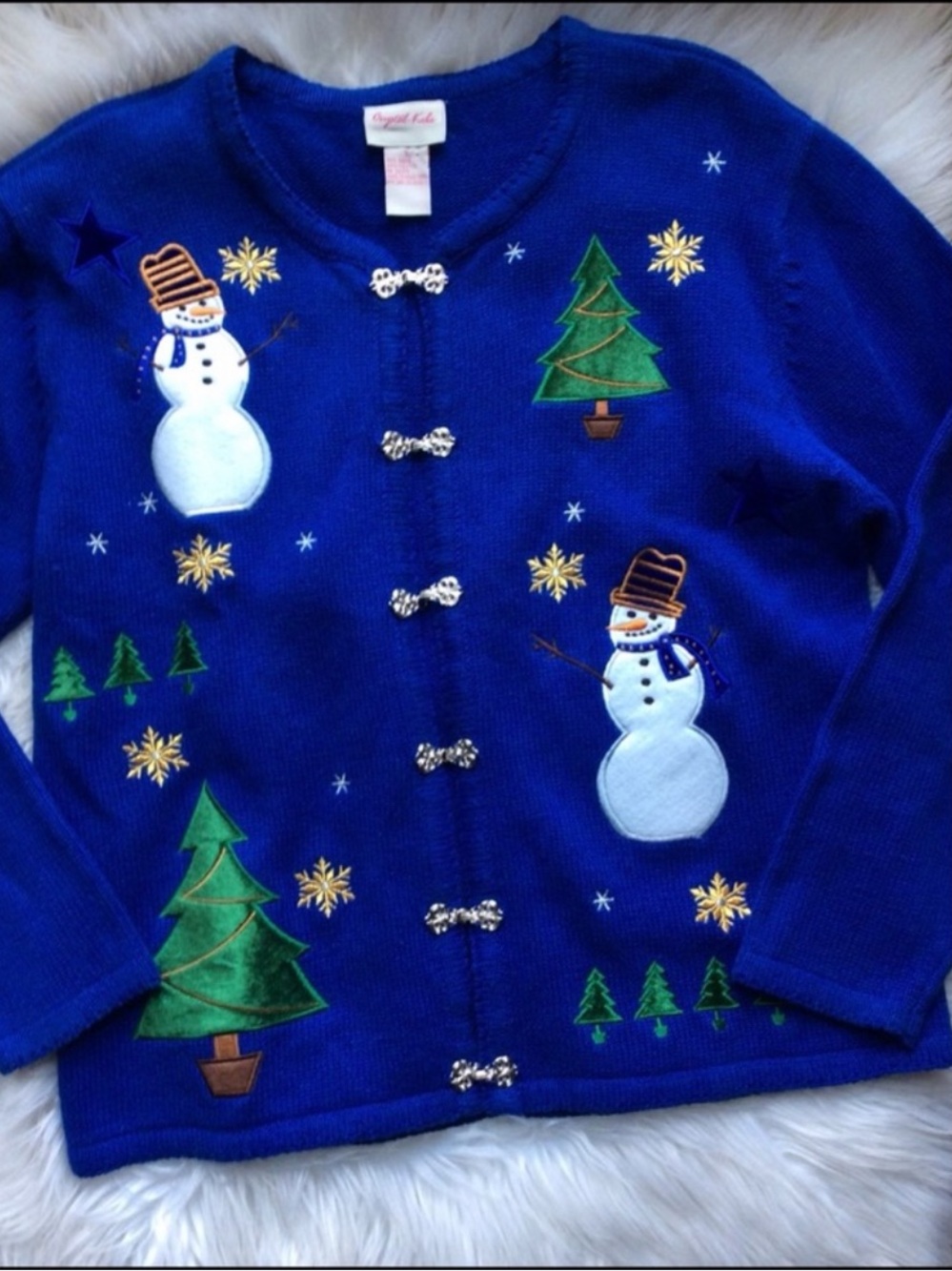 CRYSTAL KOBE Holiday Sweater ⛄️